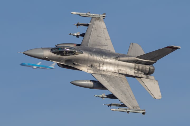 88-0447, United States Air Force · F-16C/D