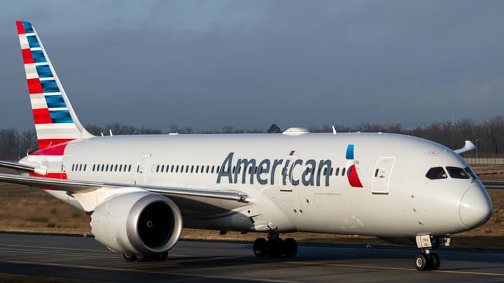 N880BJ, American Airlines · 787-8